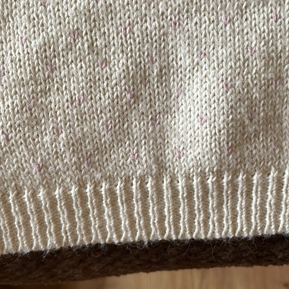 Vintage knit knack skirt, white knit,size med - Picture 7 of 8